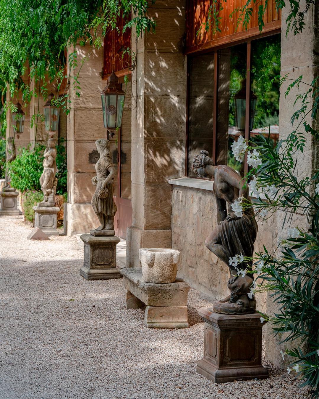 Отель Mas Des Comtes De Provence Тараскон Экстерьер фото