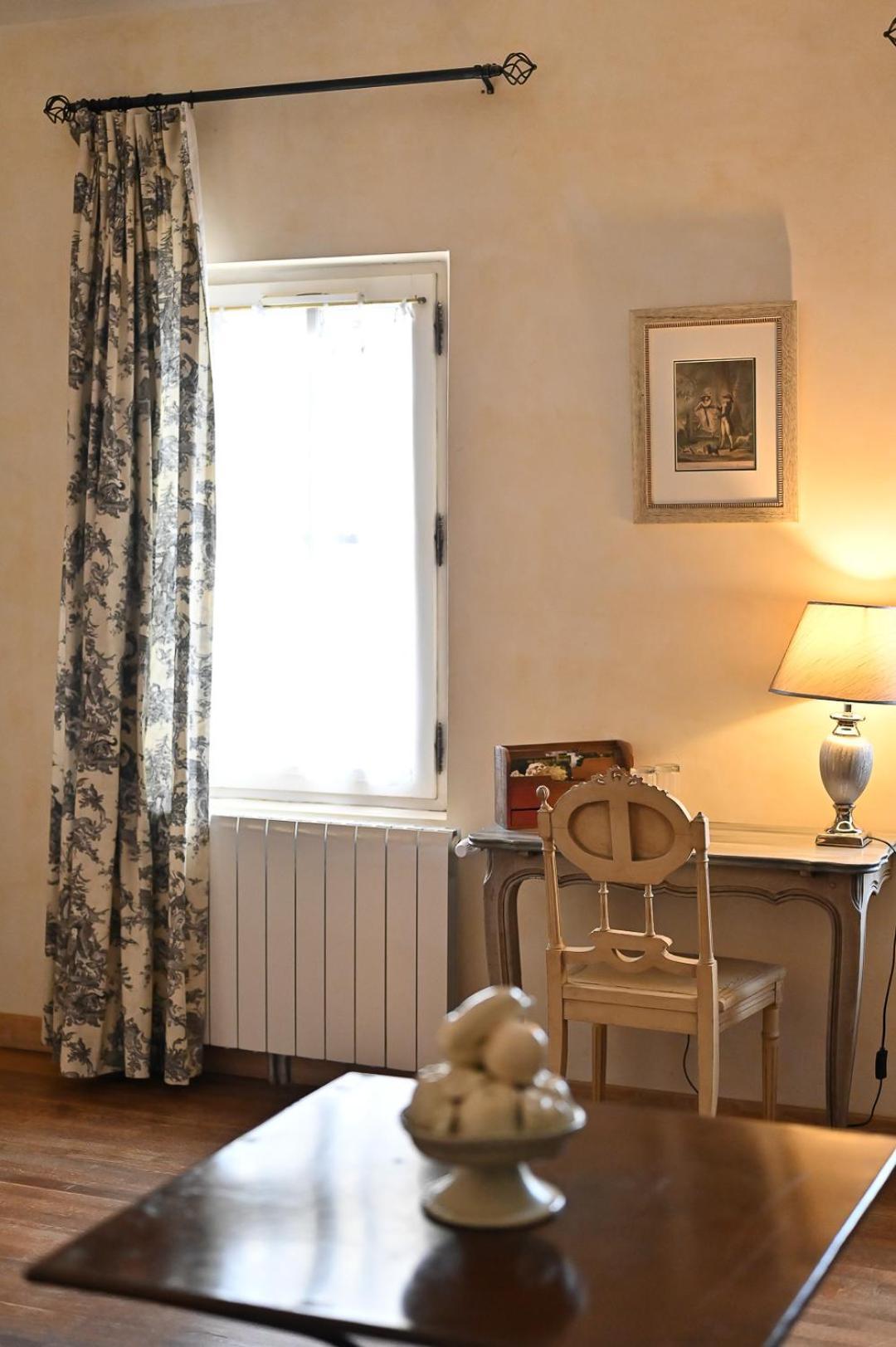 Отель Mas Des Comtes De Provence Тараскон Экстерьер фото