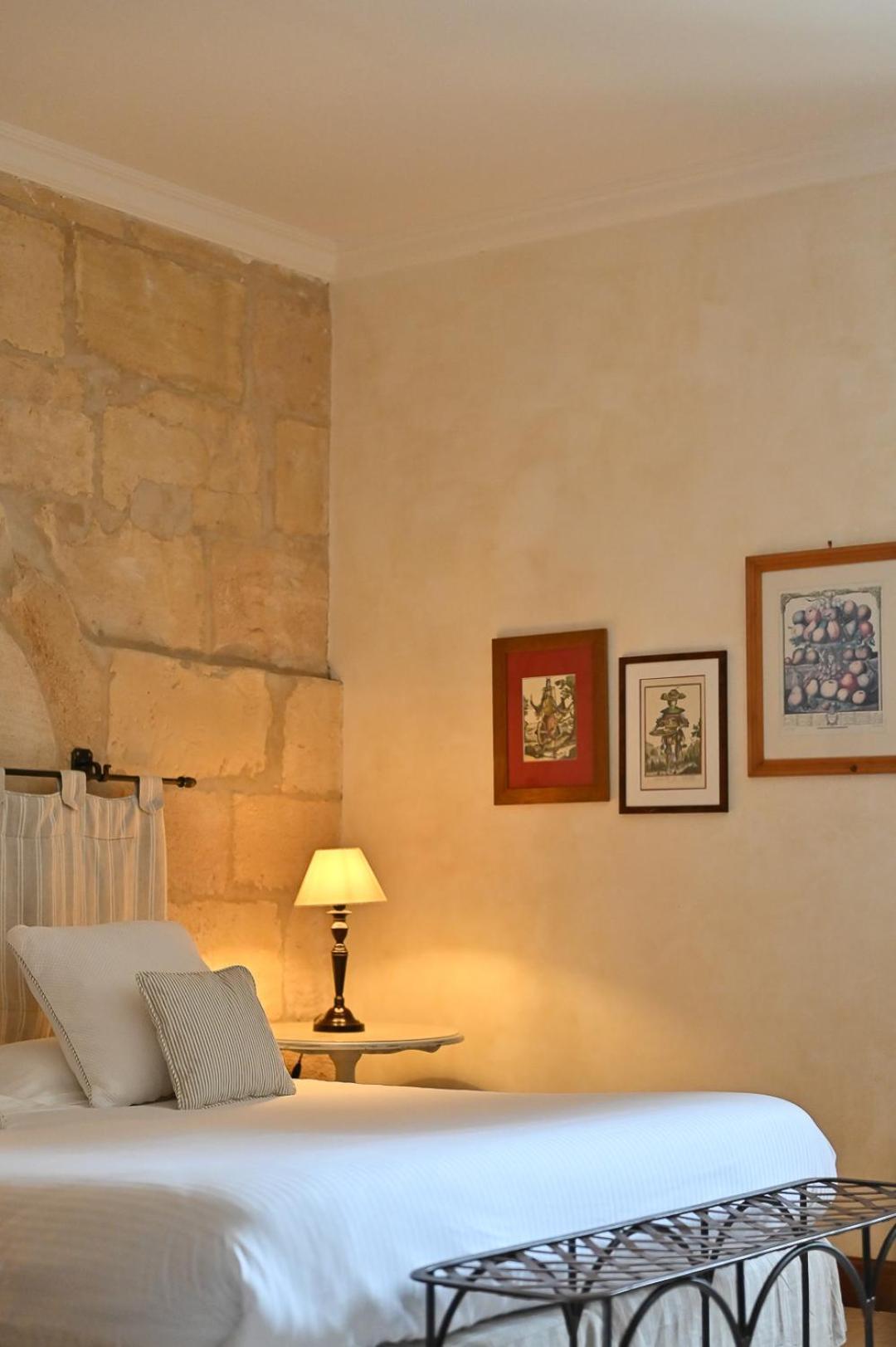 Отель Mas Des Comtes De Provence Тараскон Экстерьер фото