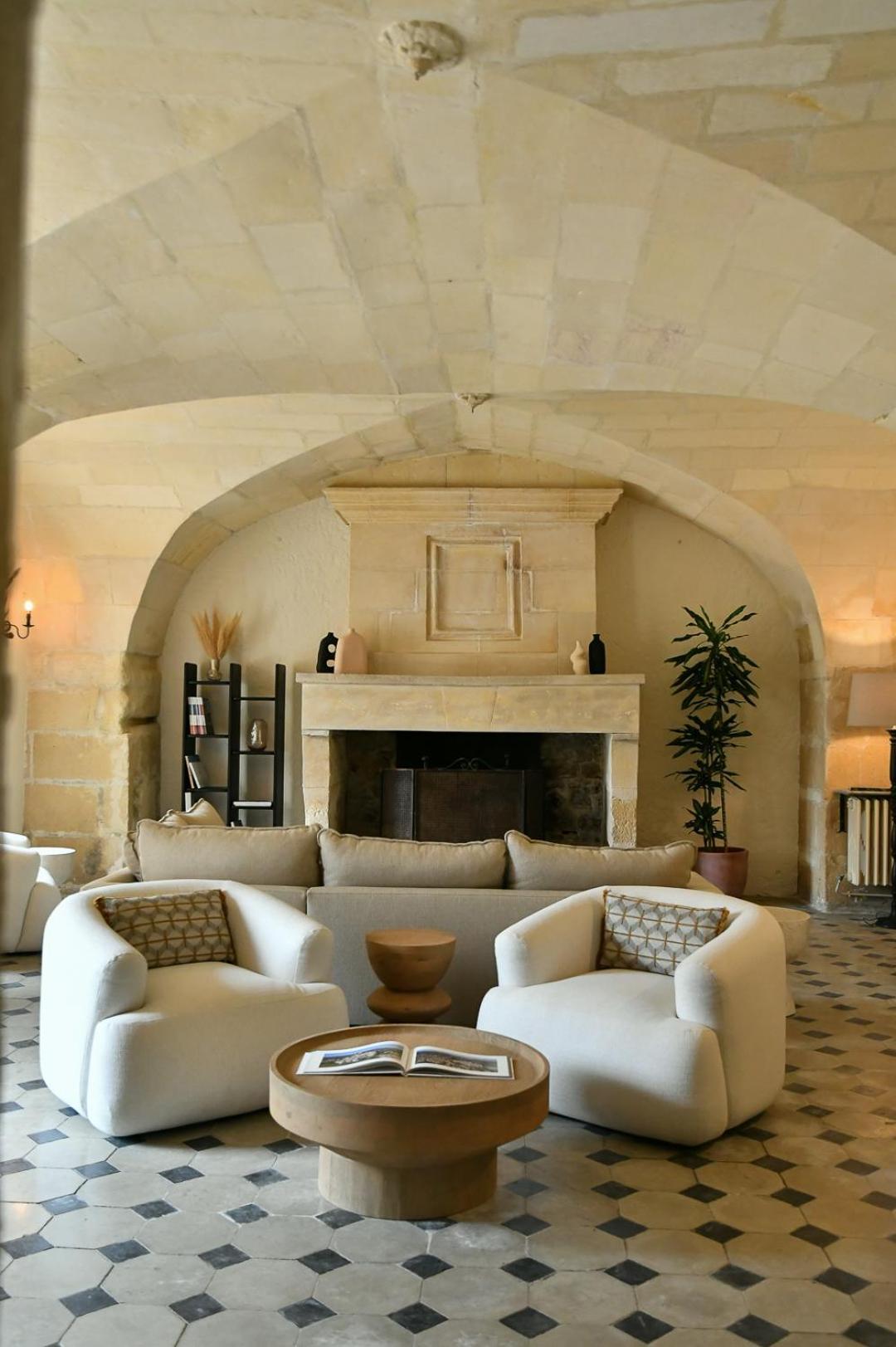 Отель Mas Des Comtes De Provence Тараскон Экстерьер фото