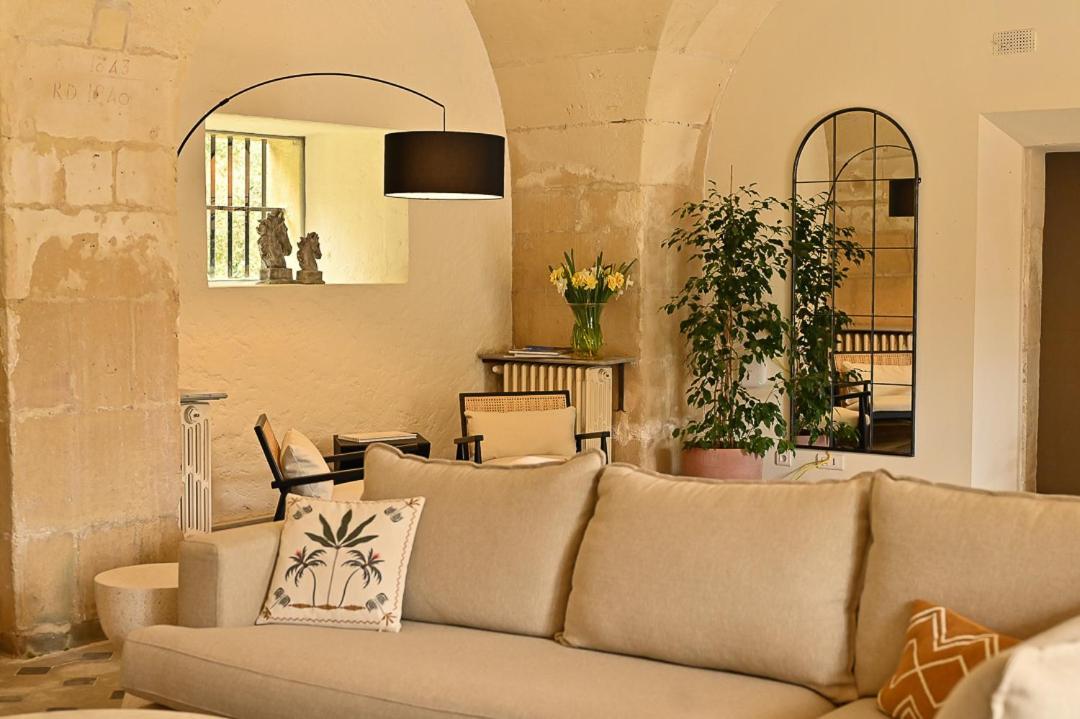 Отель Mas Des Comtes De Provence Тараскон Экстерьер фото
